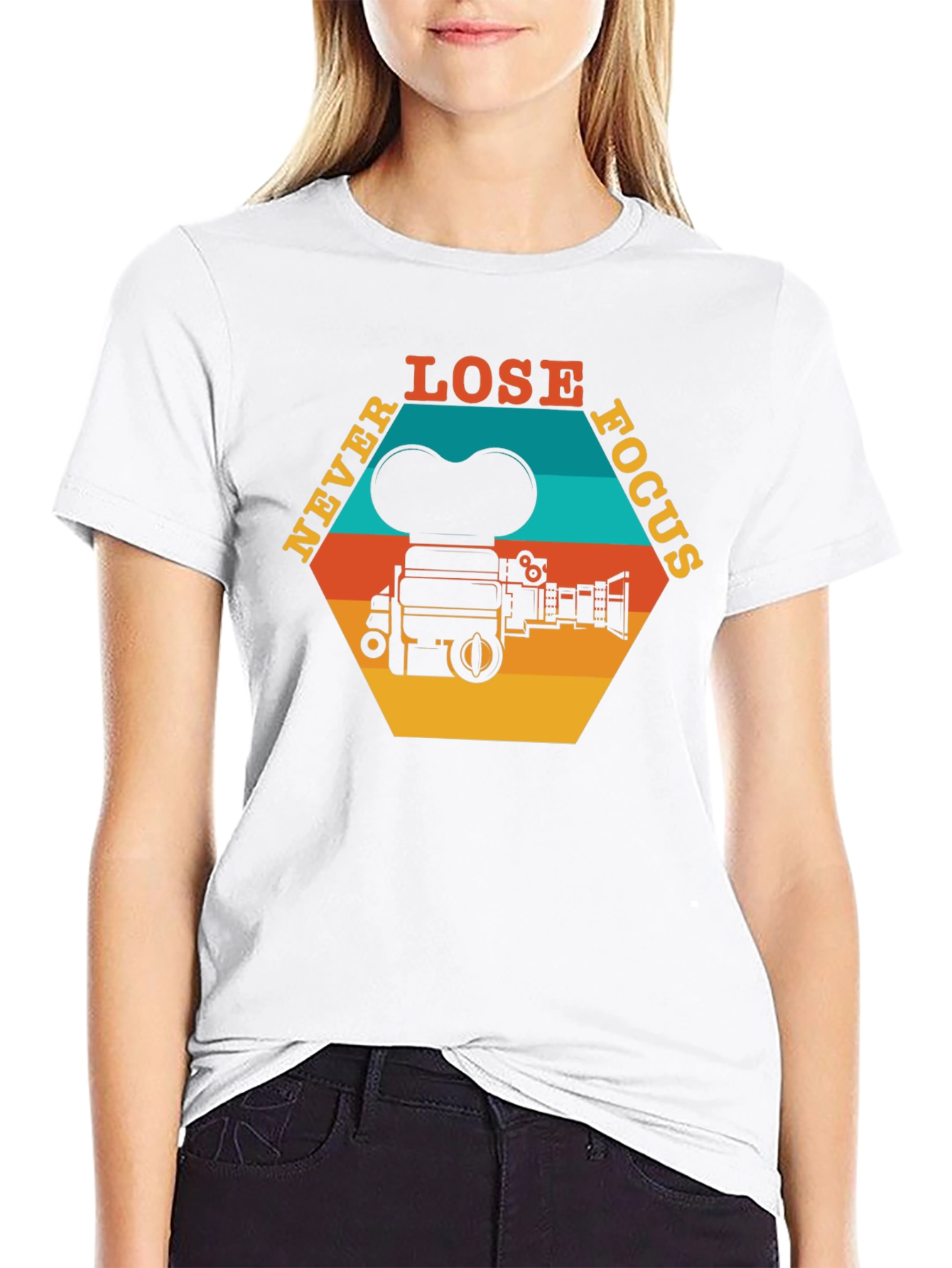 Black Never Lose Focus T-Shirt - Retro Camera Design view 9