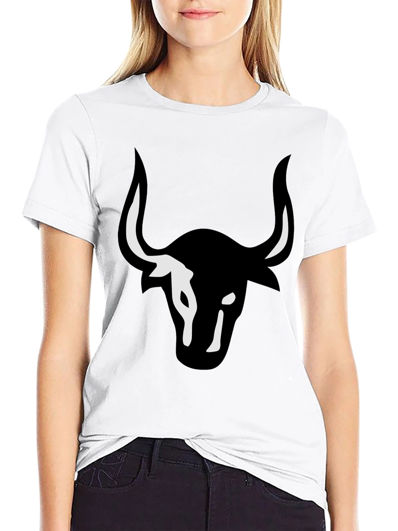 Bull Graphic T-Shirt - Stylish Black Tee - 9