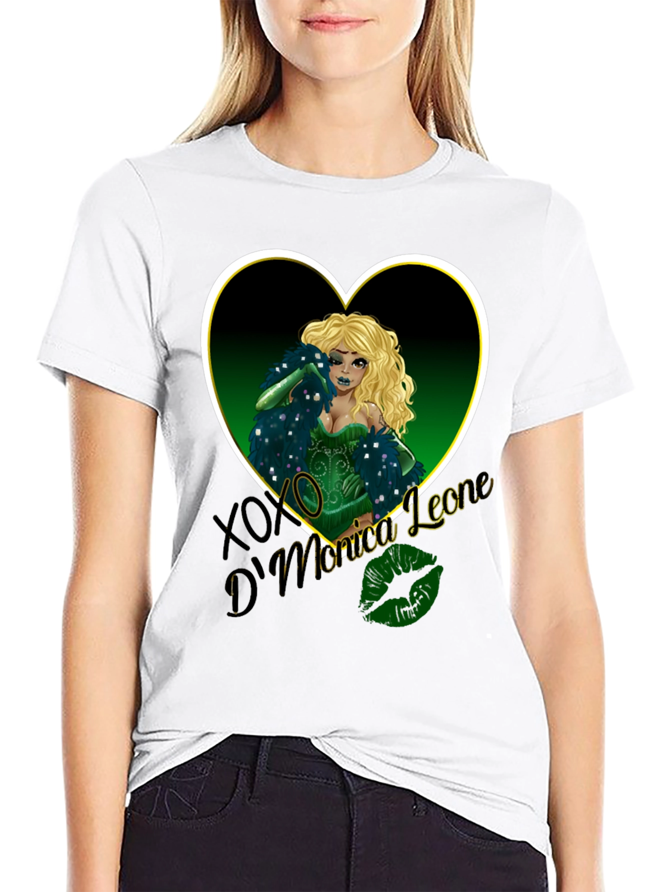 Black Monica Leone Graphic Tee - Heart Design view 9